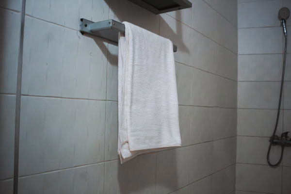 Chambre pour Personne à Mobilité Réduite – Image 4